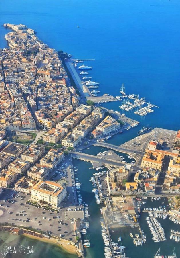La Fonte Di Ortigia *