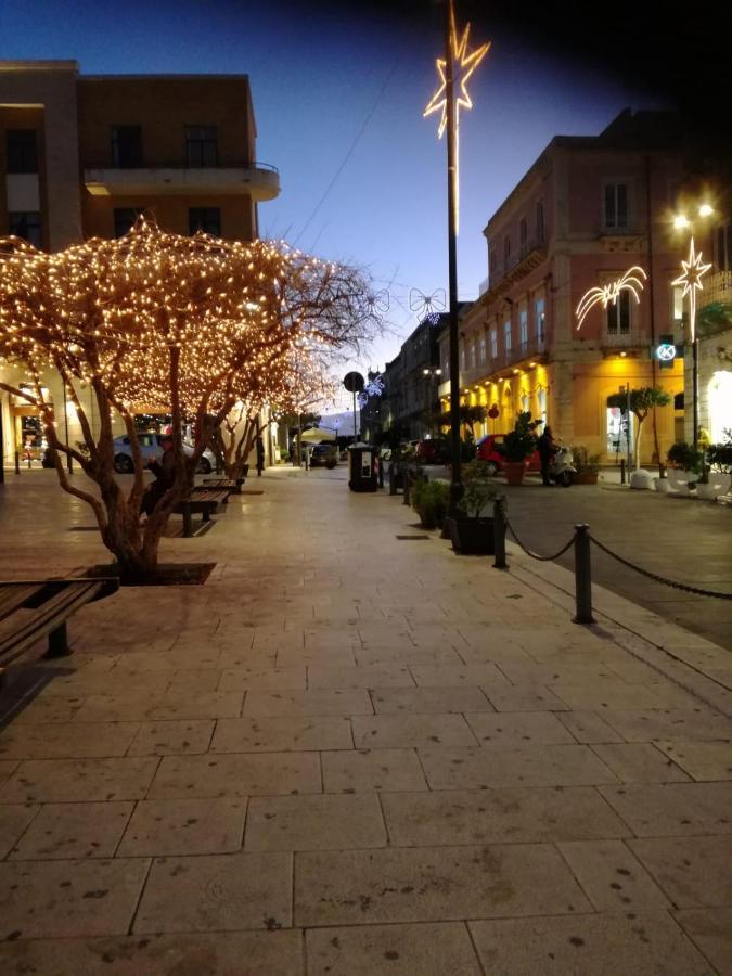 La Fonte Di Ortigia * Syracuse